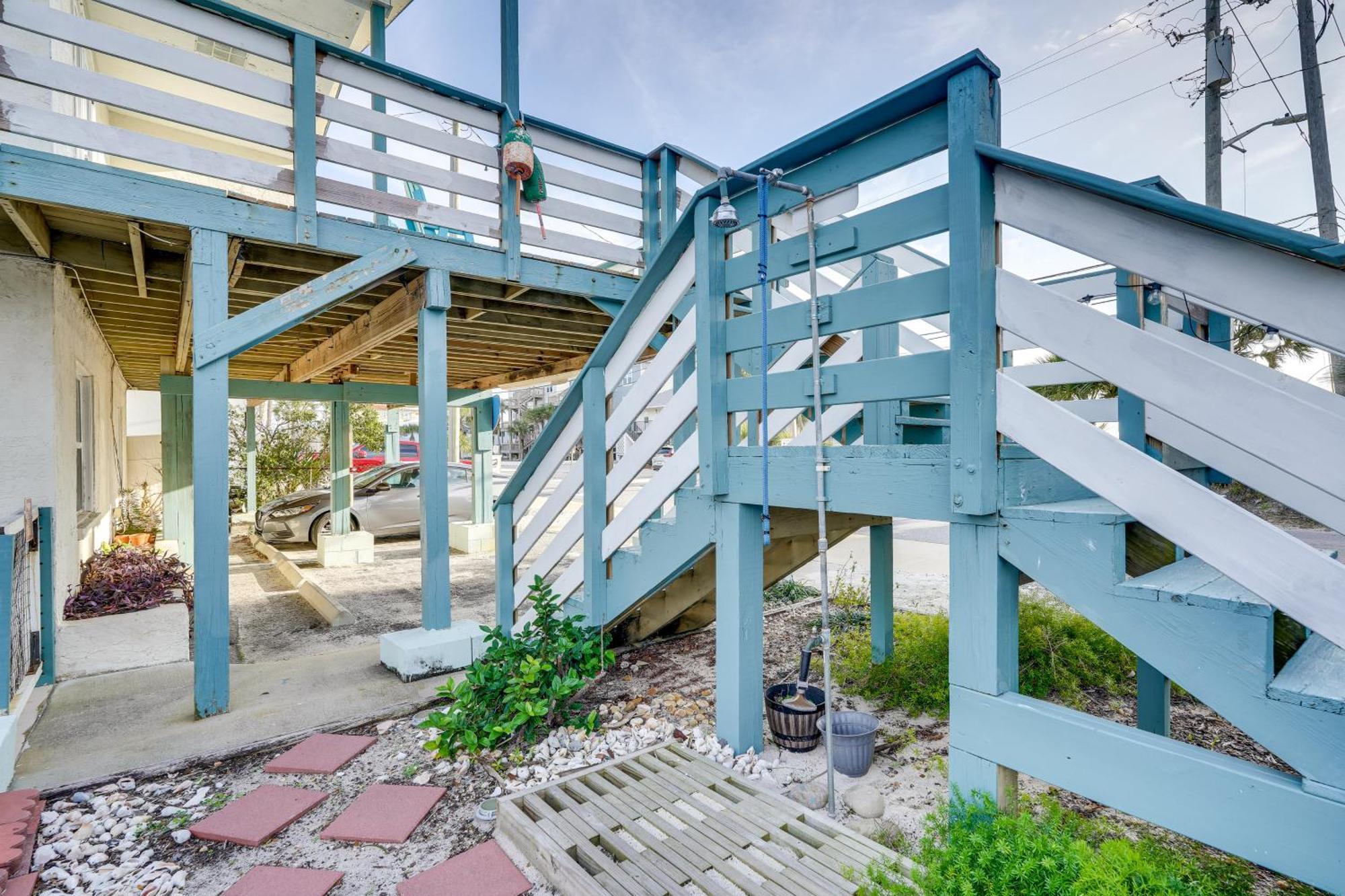 Apartment Pcb With Balcony And Gulf Views Walk To Panama Stadt